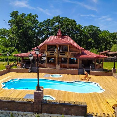 Загородный Комплекс Fort Pirnov Park Pirnove Zewnętrze zdjęcie