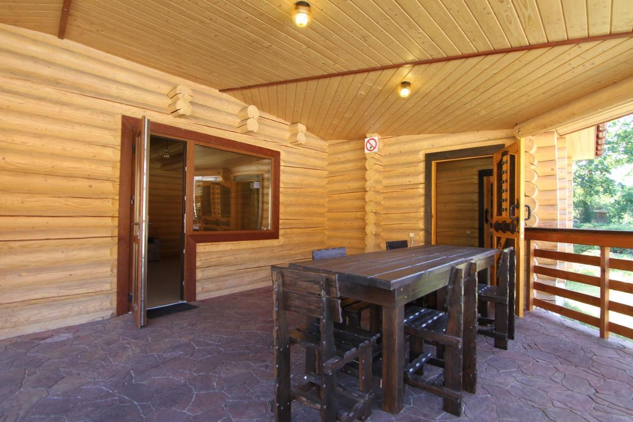 Загородный Комплекс Fort Pirnov Park Pirnove Zewnętrze zdjęcie